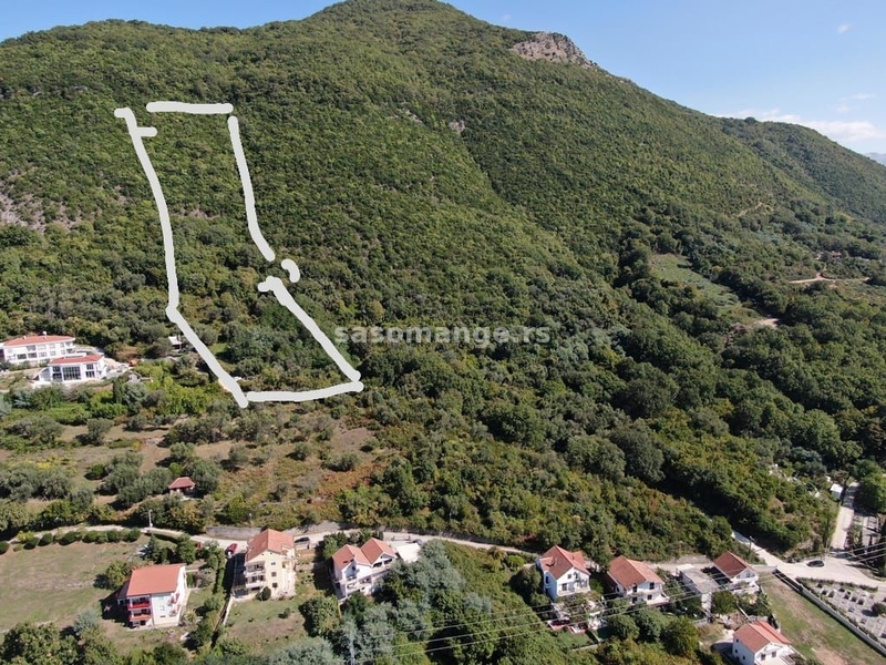 Prodaja zemljišta za kompleks vila - Kumbor, Porto Novi

Ukupna površina zemljišta je 14.000 m2.
...