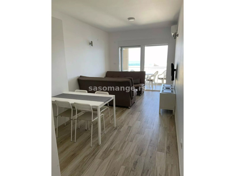 Studio apartman u komplesku, prva linija do mora, Dobra Voda