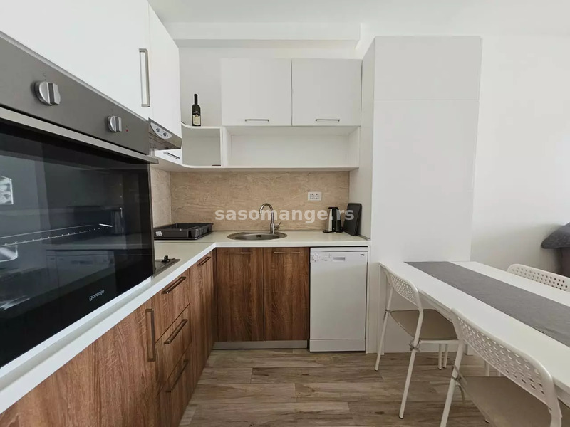 Studio apartman u komplesku, prva linija do mora, Dobra Voda