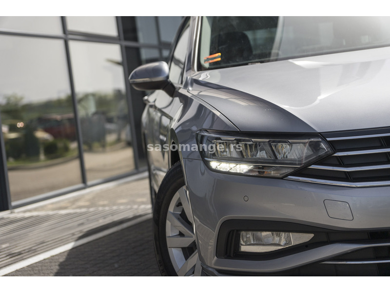 Passat B8 1.6TDI DSG Navigacija Kamera