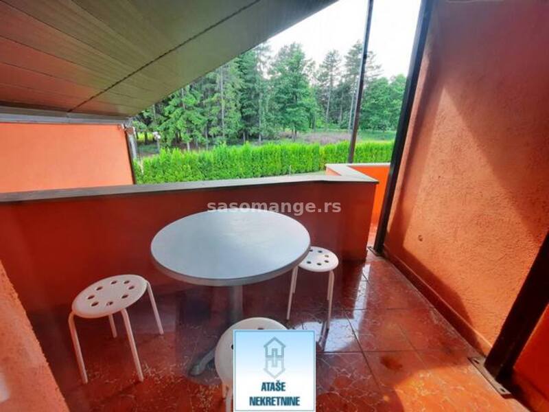 Borsko jezero, stambeno-poslovni objekat(apartmani), 250m2 na 17ari ID#37881