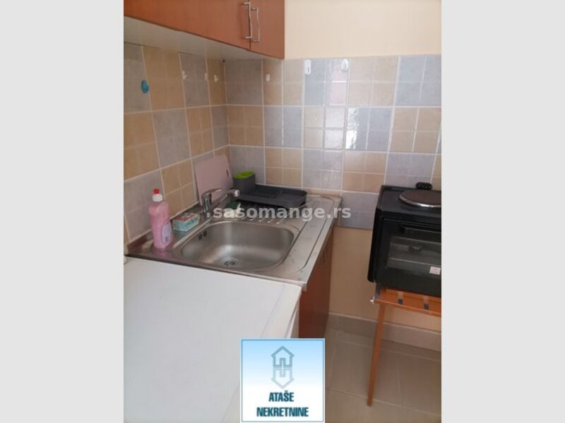 Borsko jezero, stambeno-poslovni objekat(apartmani), 250m2 na 17ari ID#37881