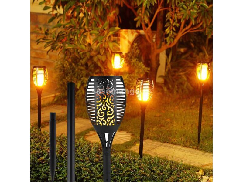 Solarna led lampa za dvorište