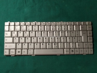 Medion Akoya S2210 Tastatura