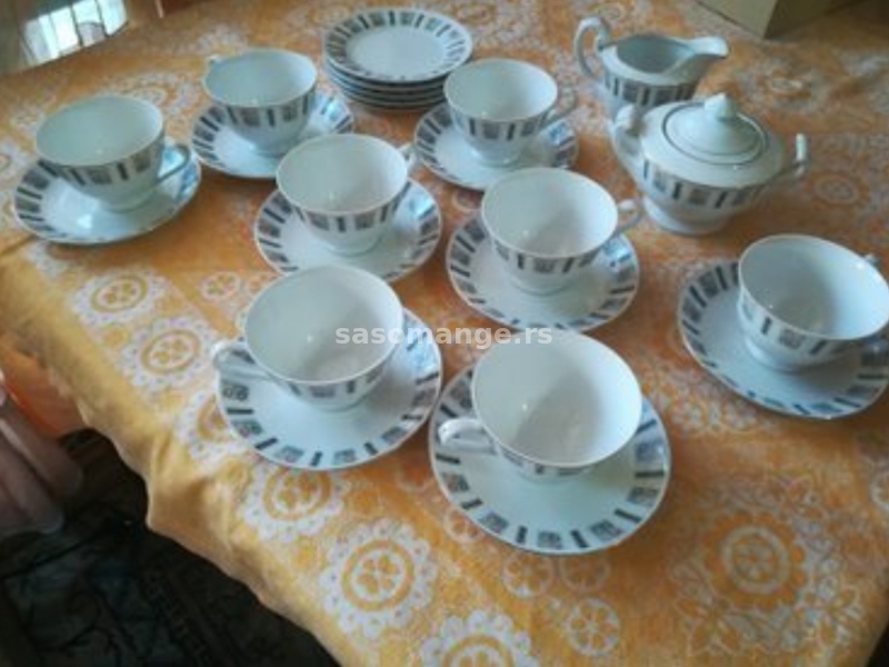 Porcelanski servis za čaj
