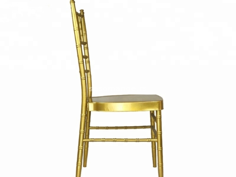 Prodaja zlatnih Tiffany stolica za svadbe