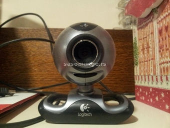 Logitech kamera +slusalice sa mikrofonom