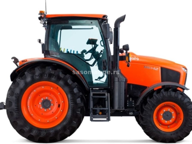 Traktor M6122