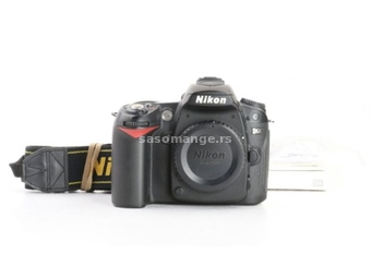 Nikon D90 telo (14.442 okidanja) + objektivi (opciono)