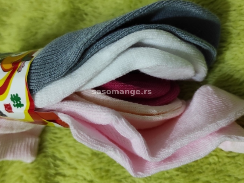 NOVO Komplet pet čarapica za bebe