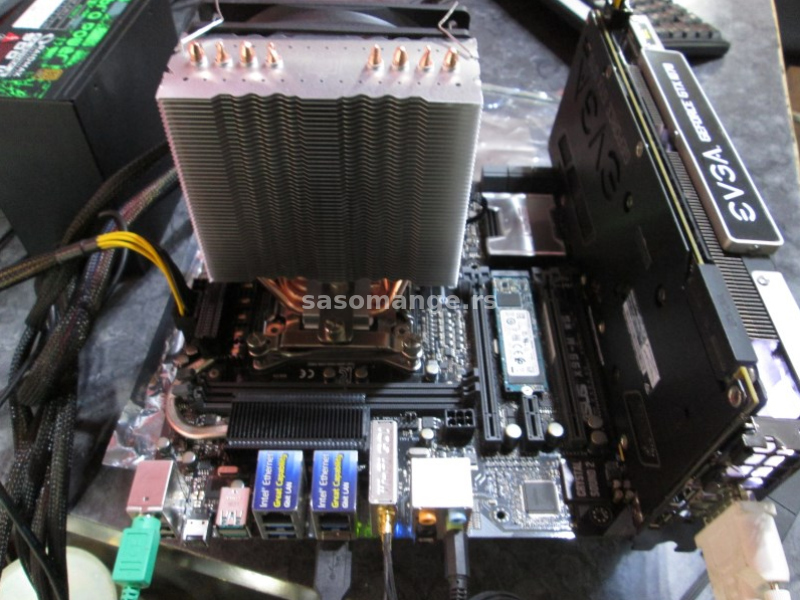 ASUS X99-M WS WiFi/M.2 ploča + 16GB DDR4 + Xeon E5-2620 v3 + Kuler LC Power LC-120 Nov!