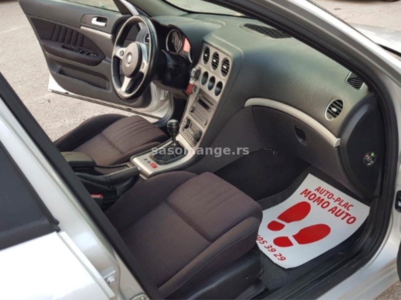 Alfa Romeo 159 1.9 JTDM 150HP Business 110 kW, 4 vrata, limuzina