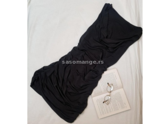 Crna mini haljinica sa naborima