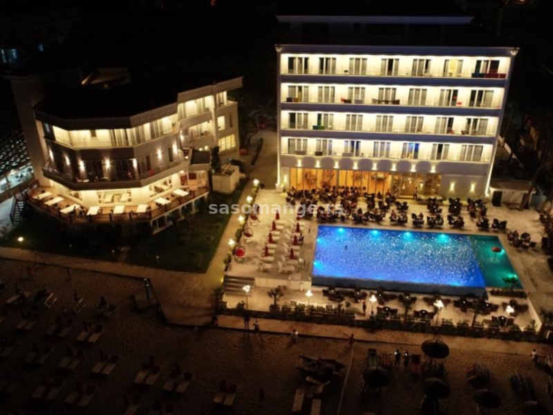 Albanija, Drač, Hotel Elesio 4*