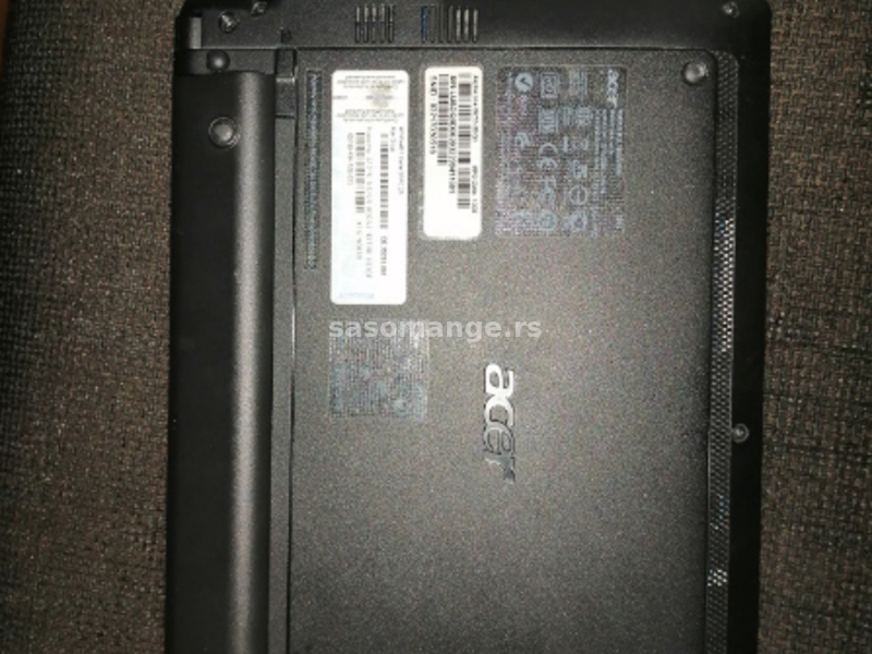 Acer Aspire One pav 70 laptop