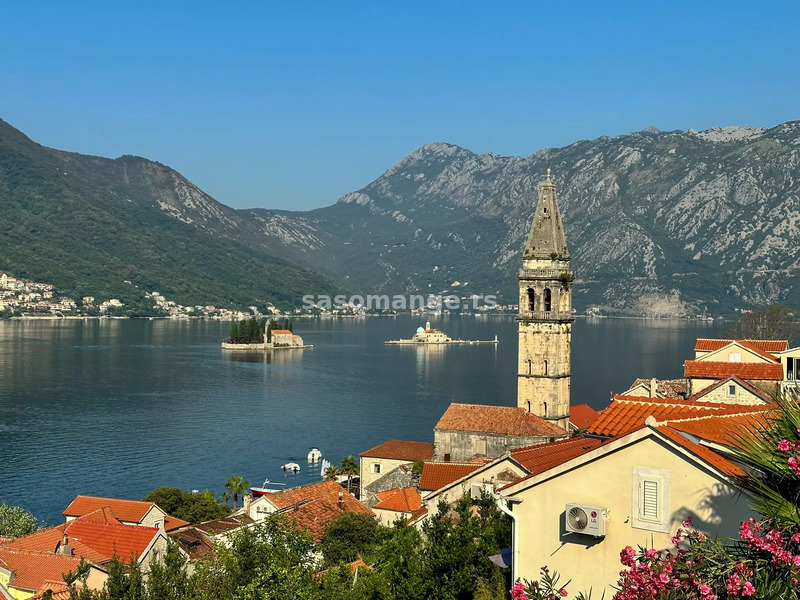 Dvosoban stan sa lijepim pogledom u Perastu, Kotor