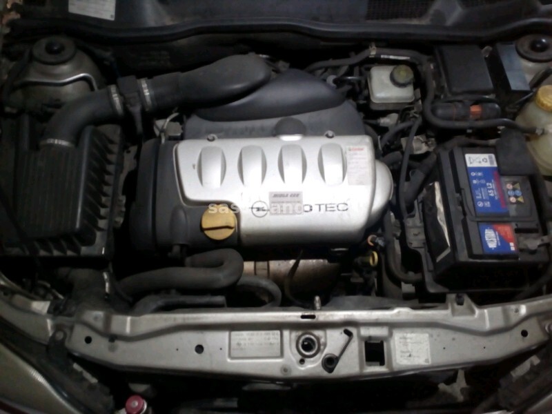 Opel Astra 1.8 16V glava Motora X18XE1 85KW