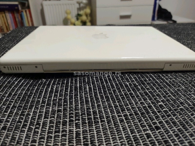 Apple Macbook 4.1 160GB 2GB