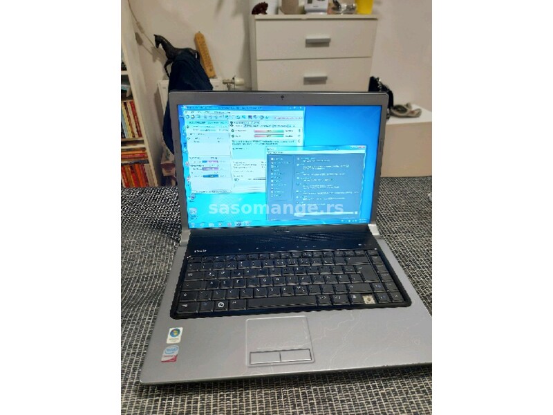 Dell Studio 1557 250GB/3GB/15.4 LED/ baterija 1.5h