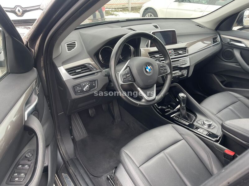 BMW X1 SDRIVE18i