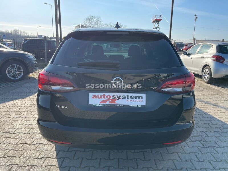 Opel Astra 1.6 CDTI KREDITI NA LICU MESTA