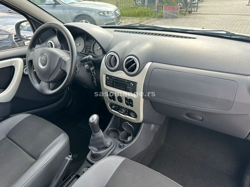 Dacia Sandero 1.2 KREDITI NA LICU MESTA