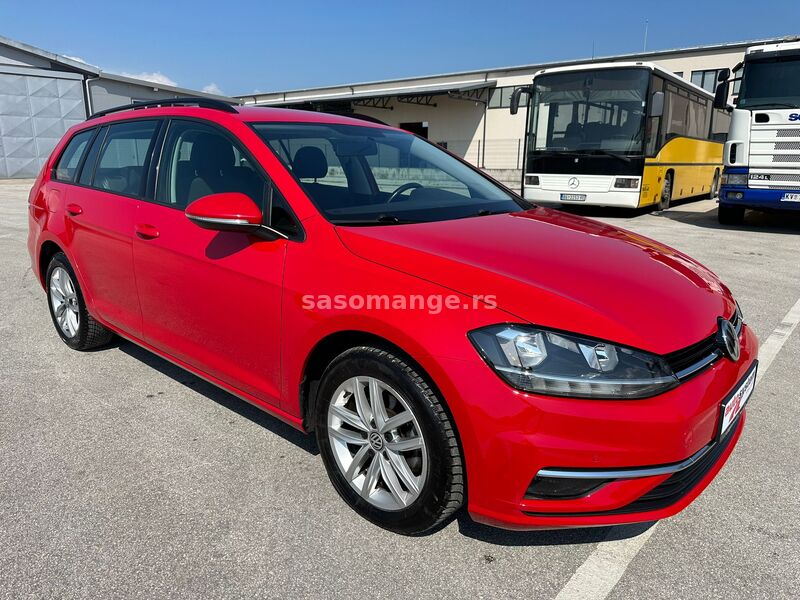 Volkswagen Golf 1.6 TDI KREDITI NA LICU MESTA