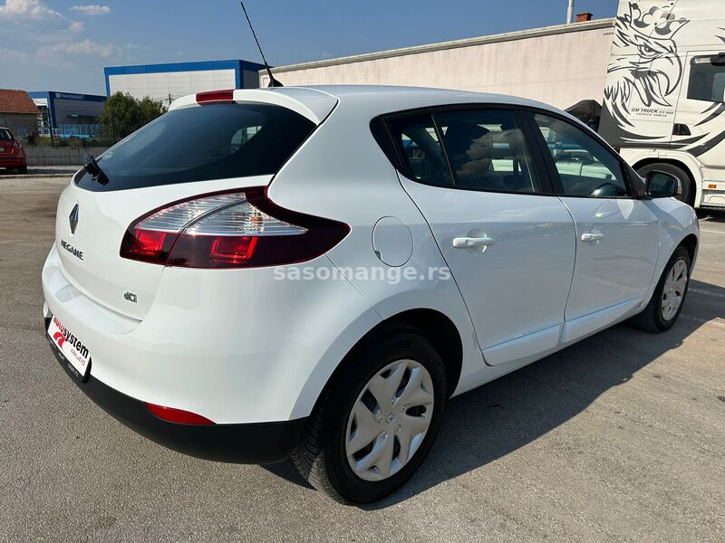 Renault Megane 1.5DCI KREDITI NA LICU MESTA