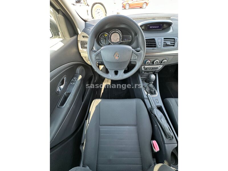 Renault Megane 1.5DCI KREDITI NA LICU MESTA