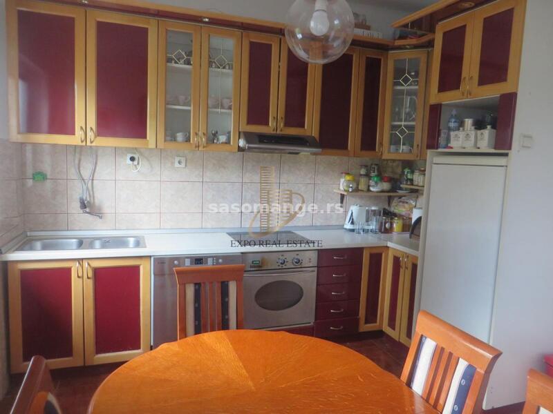 Prodaja 3,0 stana od 78m2 - Banovina - Centar