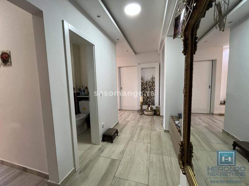 Luksuzan penthouse u širem centru Jagodine