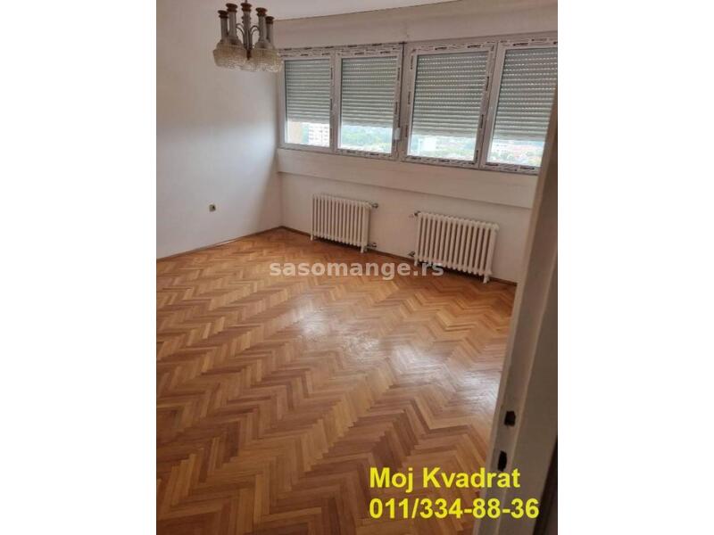 Niš, Medijana - Sinđelićev trg, 53m2