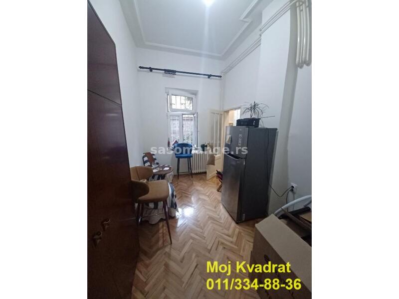 Vračar, Pravni fakultet - Prote Mateje, 70m2