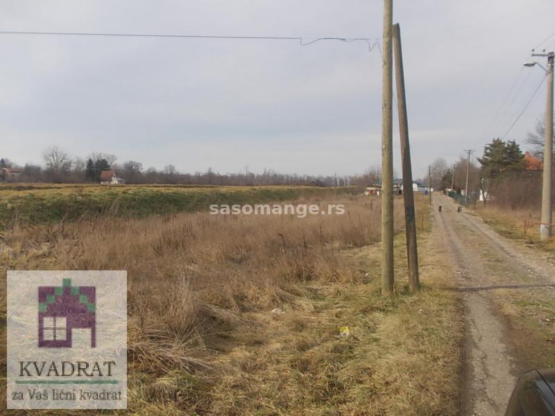 Plac 13,35 ari, Obrenovac, Skela – 14 000 €