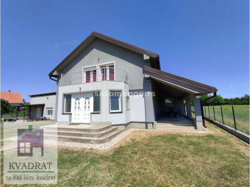 Kuća 382 m² + Pk, 26 ari, Obrenovac, Skela – 210 000 €