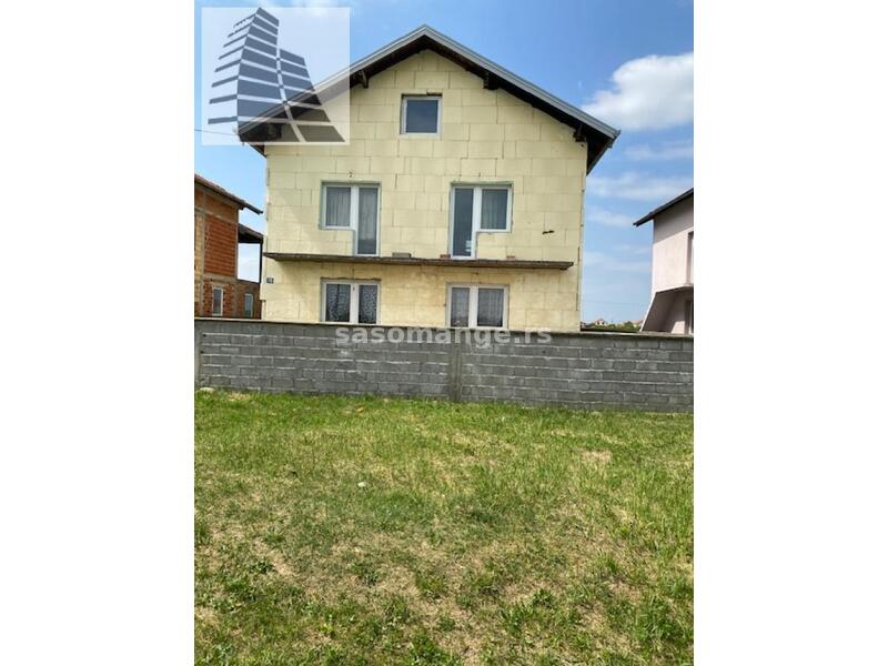 Zemun-Ugrinovci-naselje Grmovac kuća 270m2+garaža 17m2