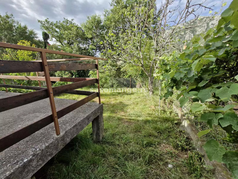 Vikendica na dvije etaze u zaledju plaze Canj, Bar