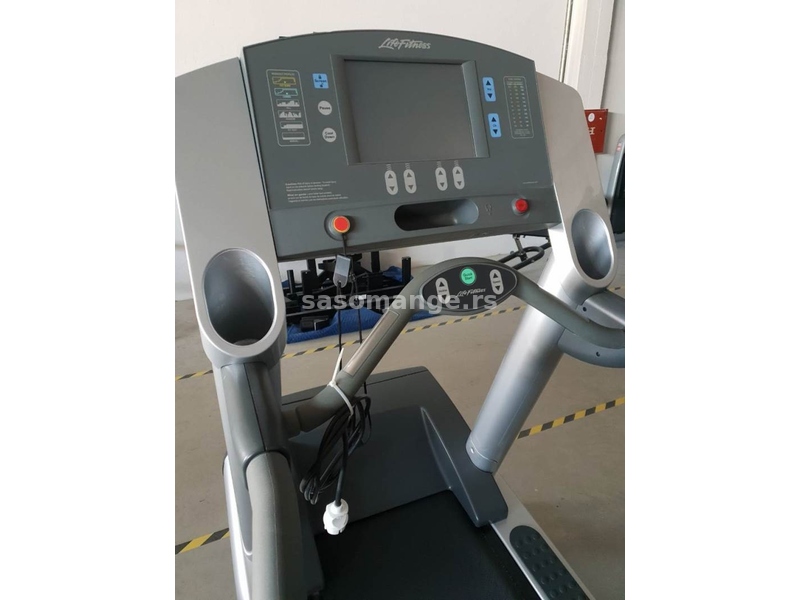 Life Fitness 95Te Treadmill
