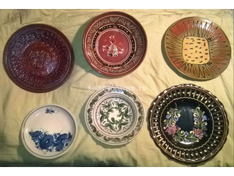 Desetak ukrasnih tanjira