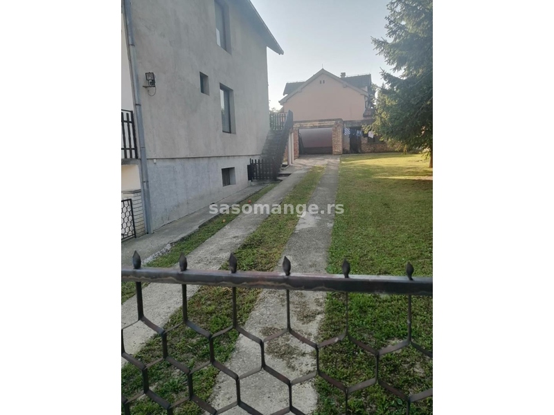 Prodaja dvojne spratne kuće u Sremskoj Kamenici,CENA 400.000_eura