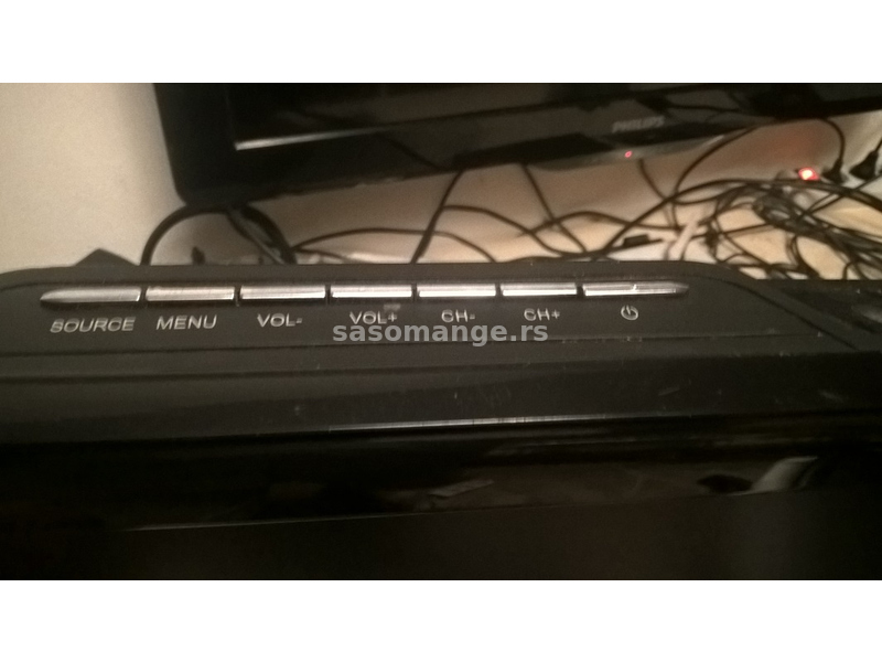 Televizor-Monitor Standard 22 inča (56cm) HDMI DVD 12V