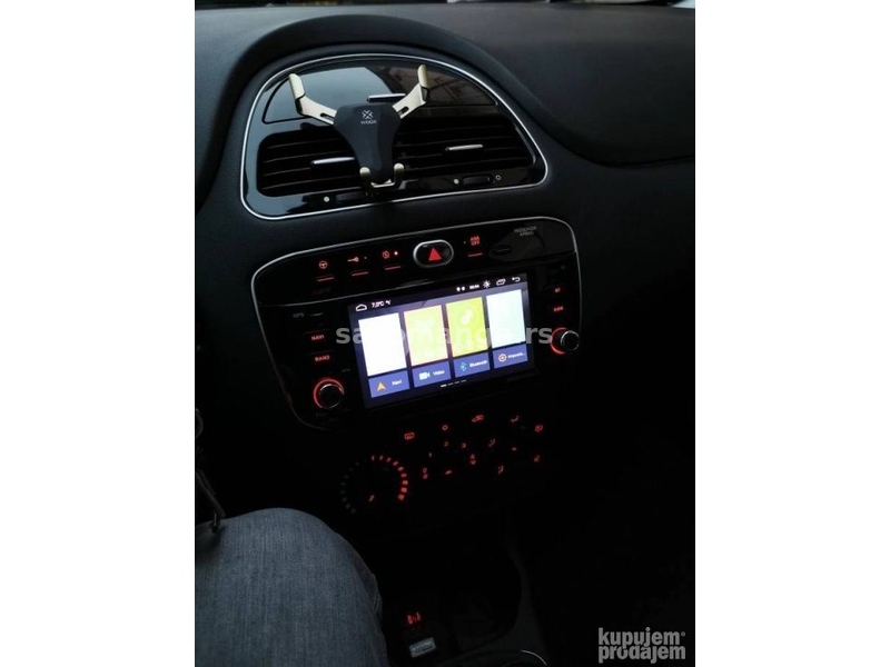 Android multimedija Fiat Linea Punto Evo gps navigacija