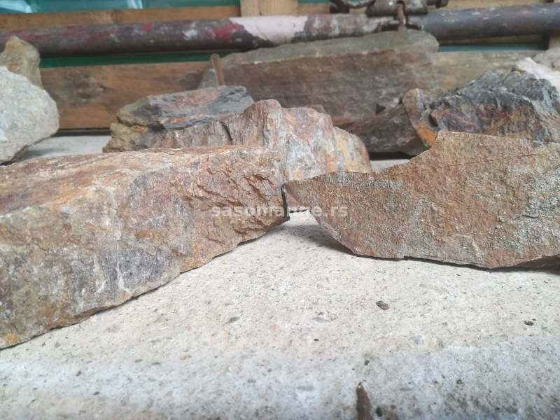 kamen za akvarijum - vulkanska stena