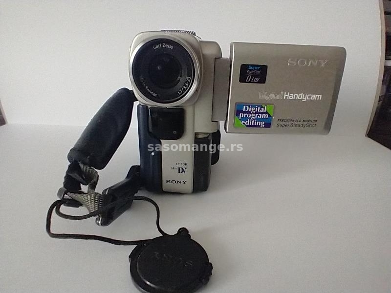 SONY DCR-PC4E miniDV kamera