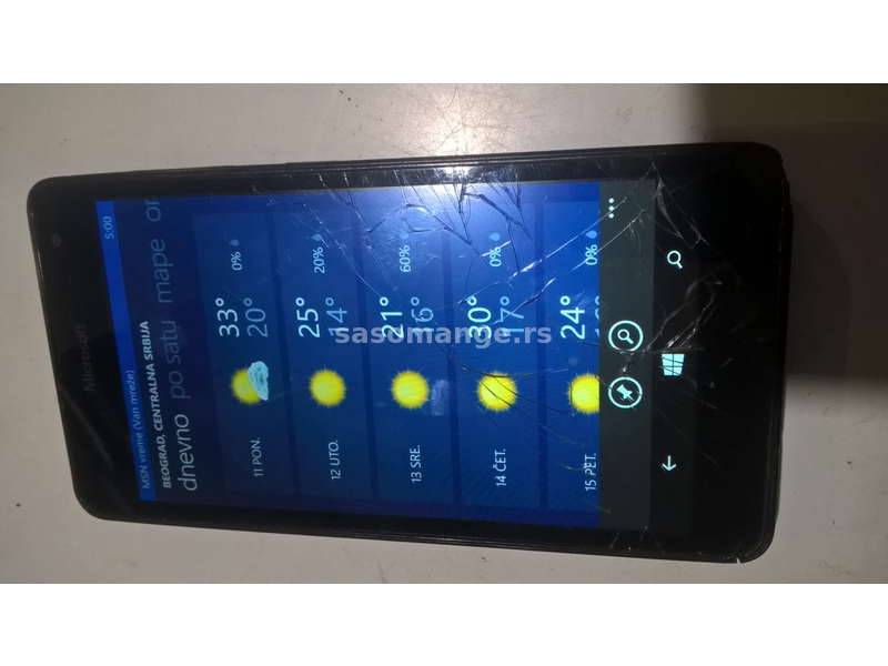 NOKIA Lumia 535 5 inča, quad core Odlična baterija Slomljeno staklo