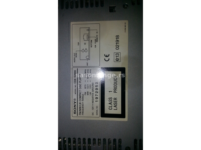 Sony CDX-S2000 Xplod sa novim euro džekom