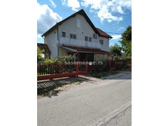 Prodajem kucu u opštini Čačak, 120m2 u selu Gornja Gorevnica, na regionalnom putu Valjevo - Čačak