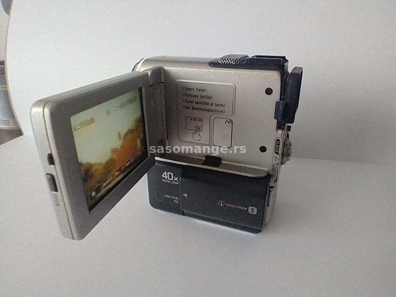 SONY DCR-PC4E miniDV kamera