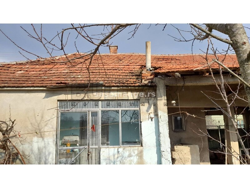 Kuća u Gornjem Međurovu, 76 m2, pomoćni objekti, plac 1223 m2