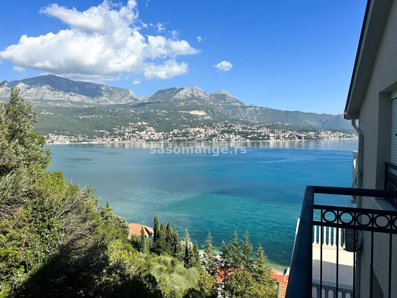 Nova zgrada sa više apartmana na trećoj liniji do mora, Njivice, Herceg Novi